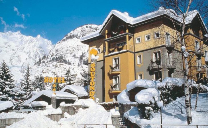 Bouton d'Or Hotel, Courmayeur, External